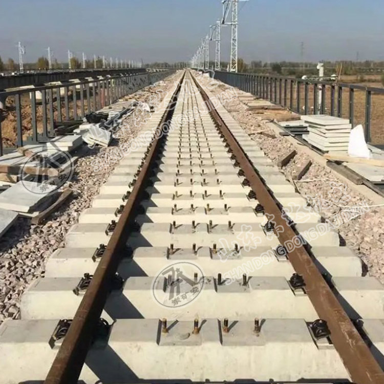 鐵路水泥枕
